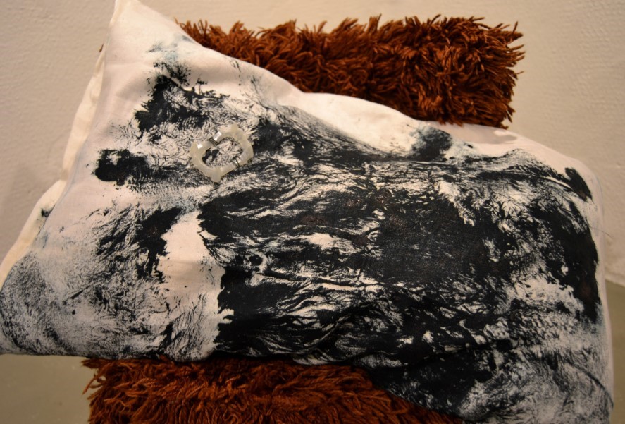 Sülekoer, koeratrükk kangal, 2018.